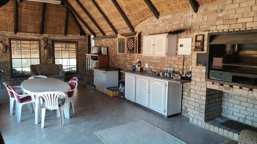 4 Bedroom Property for Sale in Wilkoppies North West
